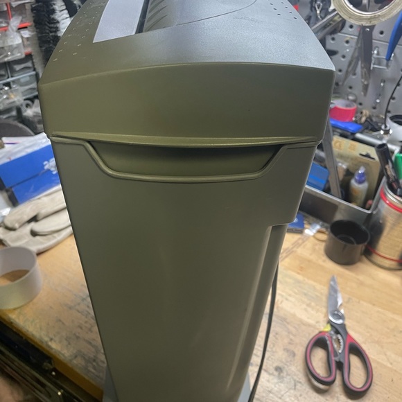 Paper Shredded By Tech Solutions  
Up to 7 sheets - Picture 4 of 6